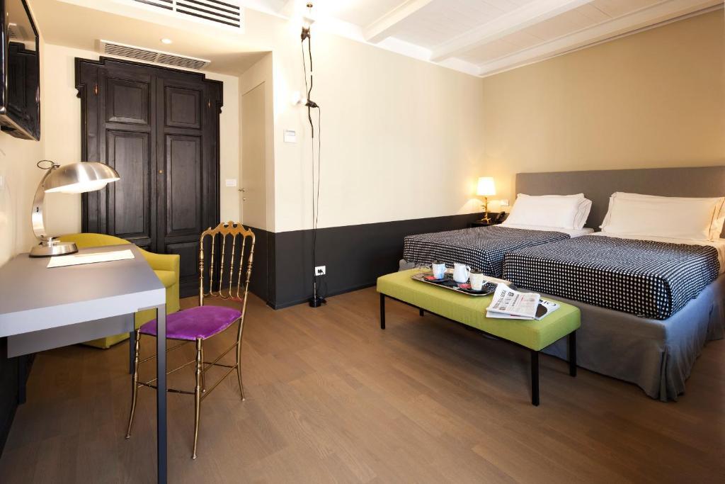 Superior Double or Twin Room with Courtyard view,63147199:JPEG