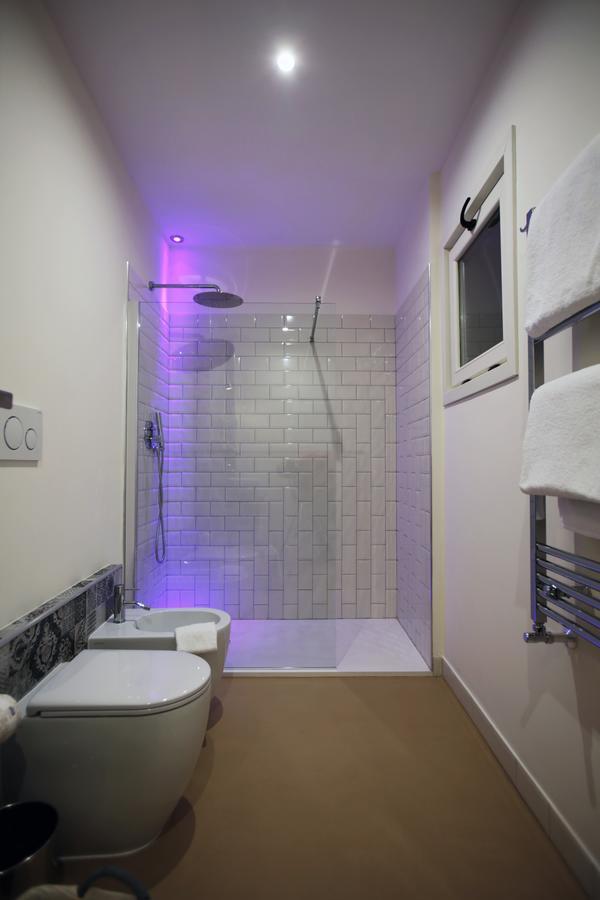 Deluxe Quadruple Room,744224227:JPEG