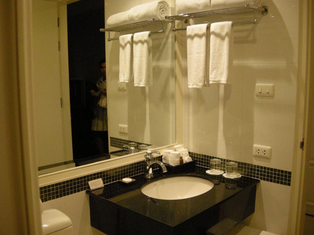 Standard Double Room with River View