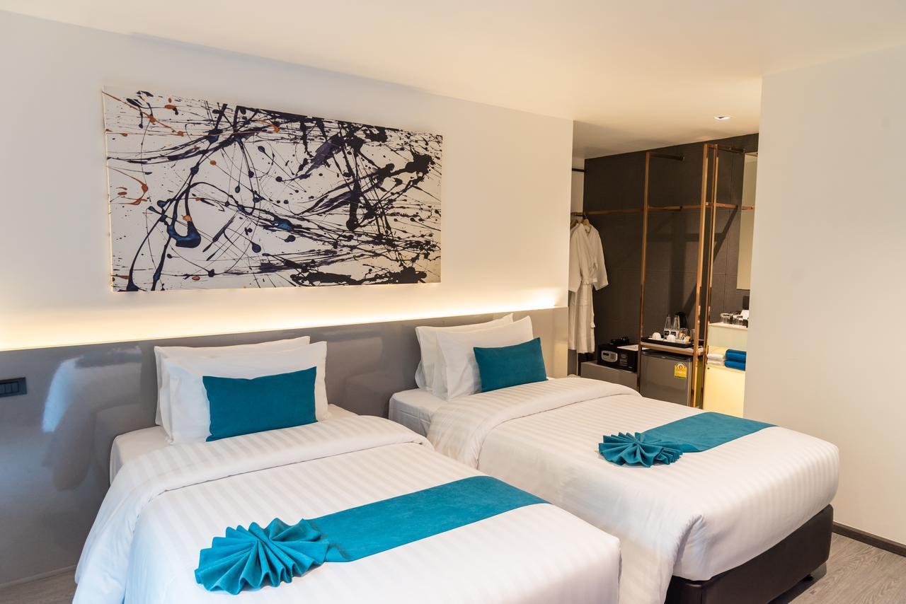 Executive Corner Room