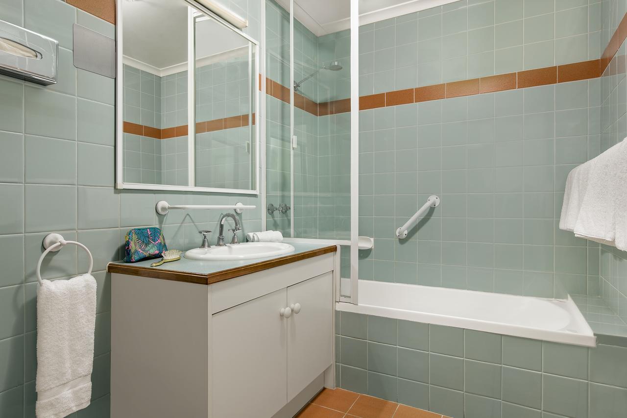 Studio Apartment - Serviced