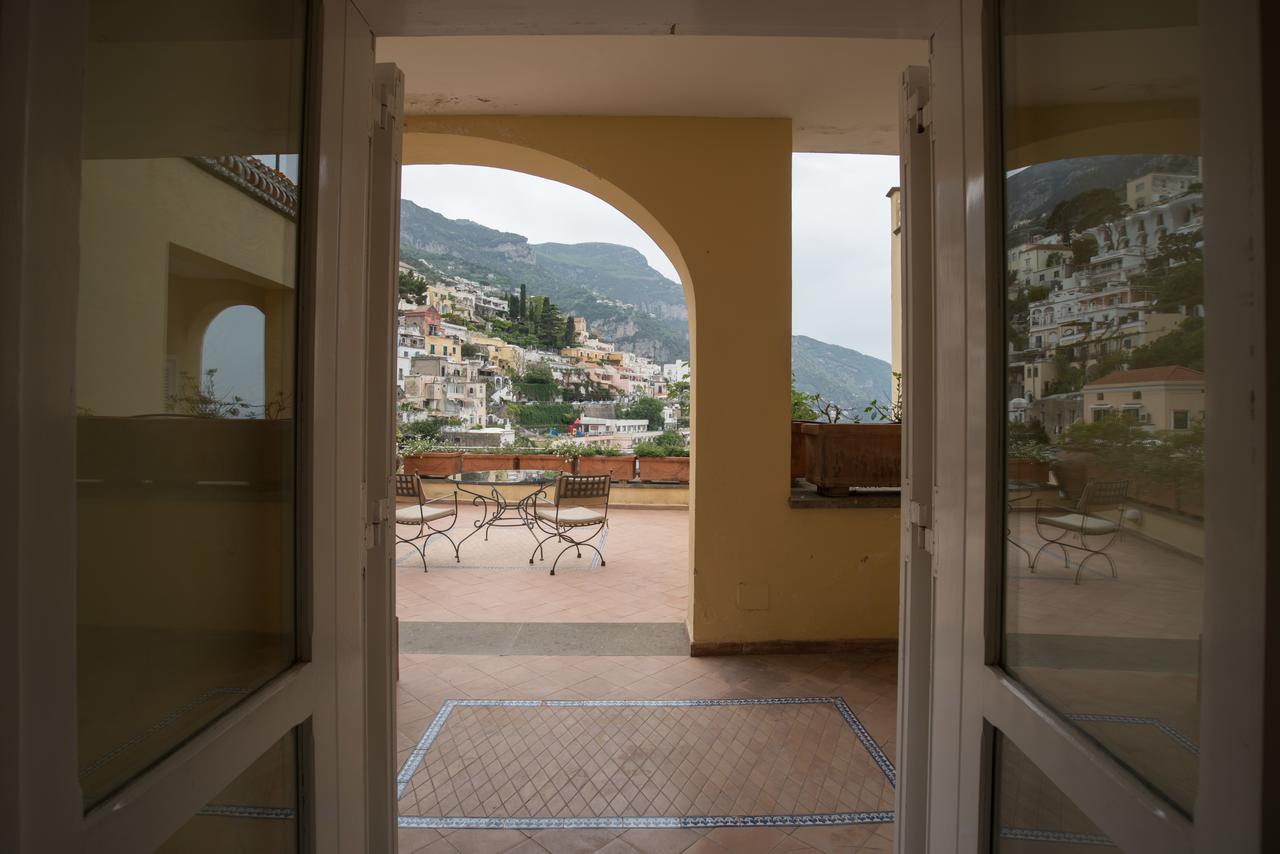 Corner Suite with Sea View