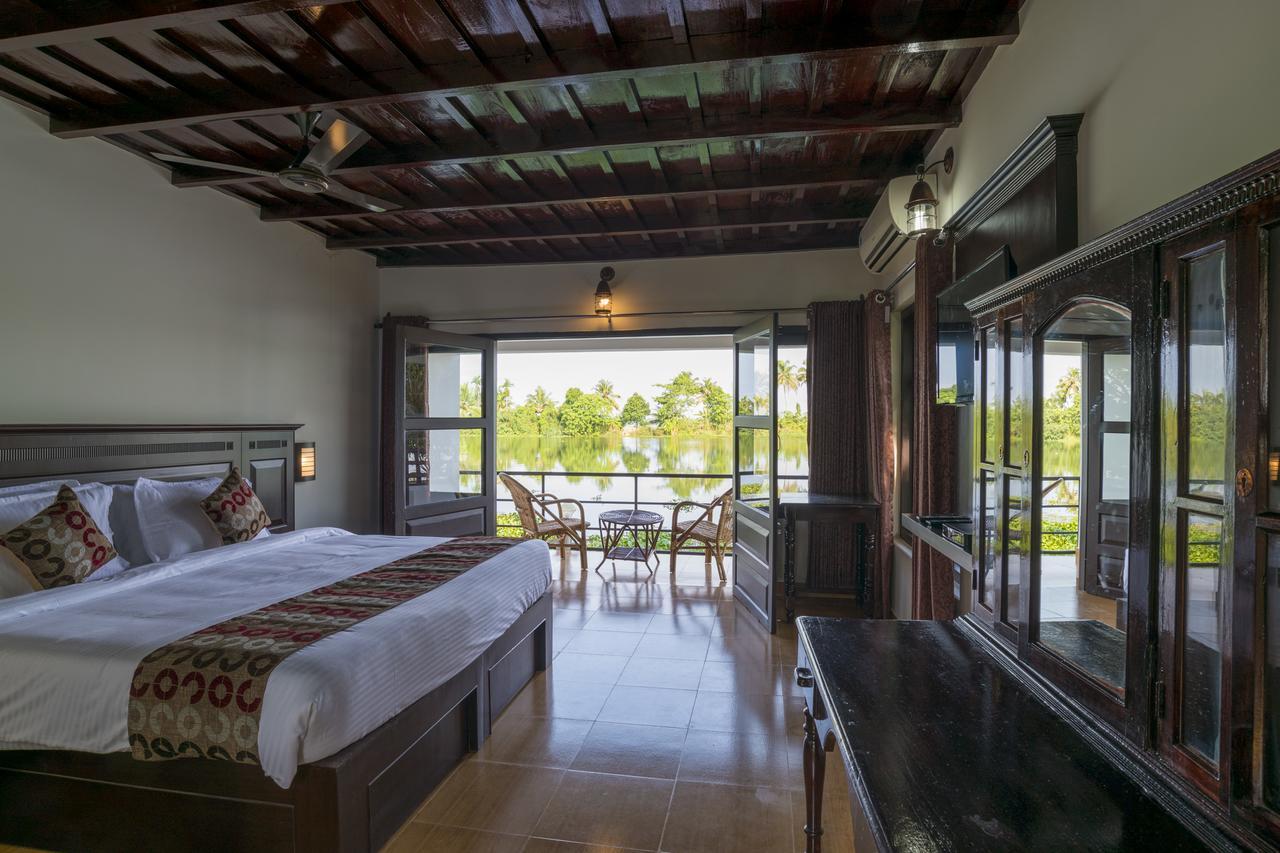 King Room with Balcony,652799913:JPEG