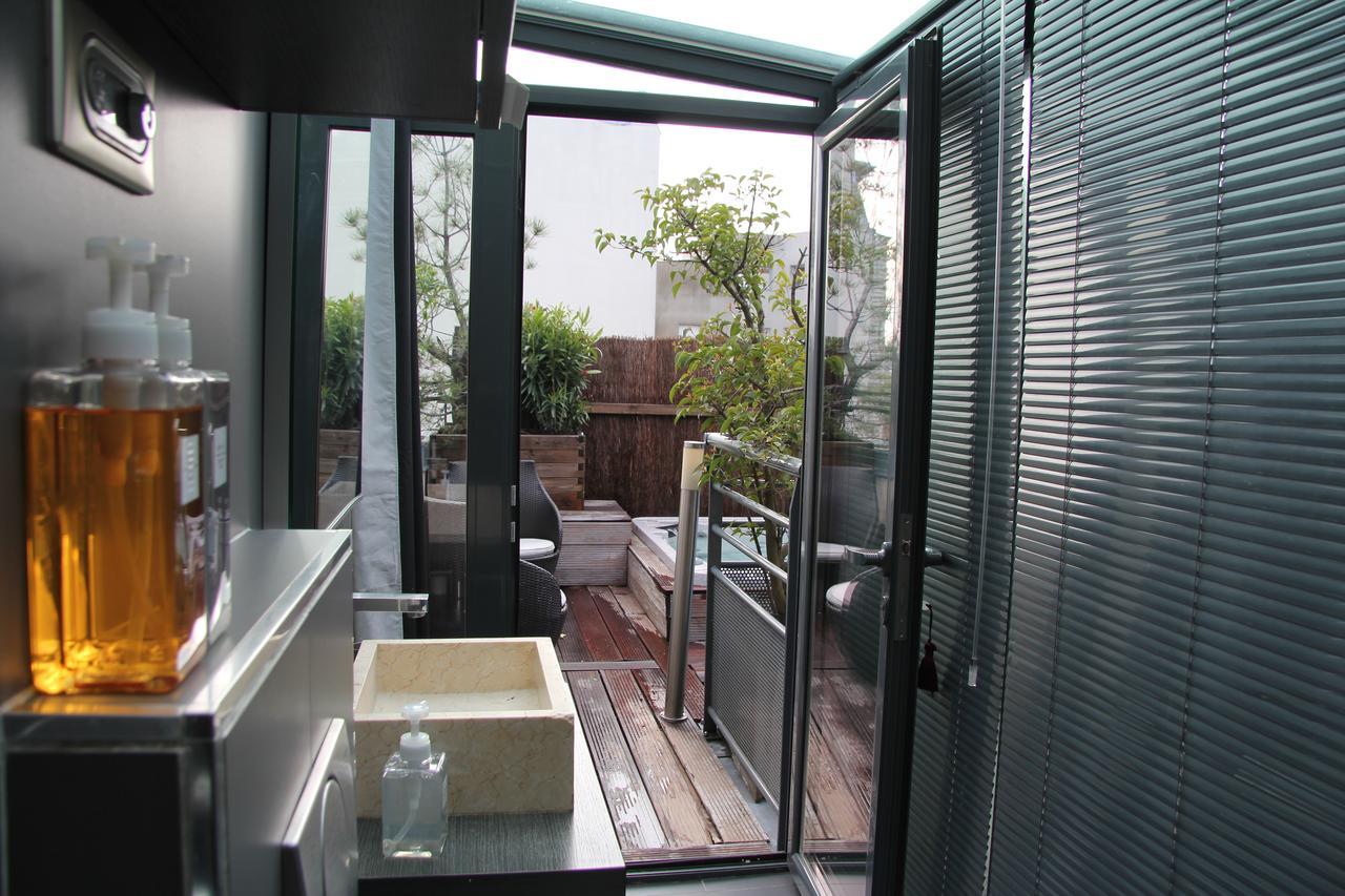 King Suite Spa Bath