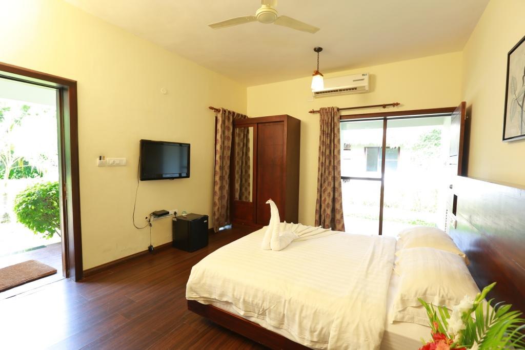 Pavillion Room