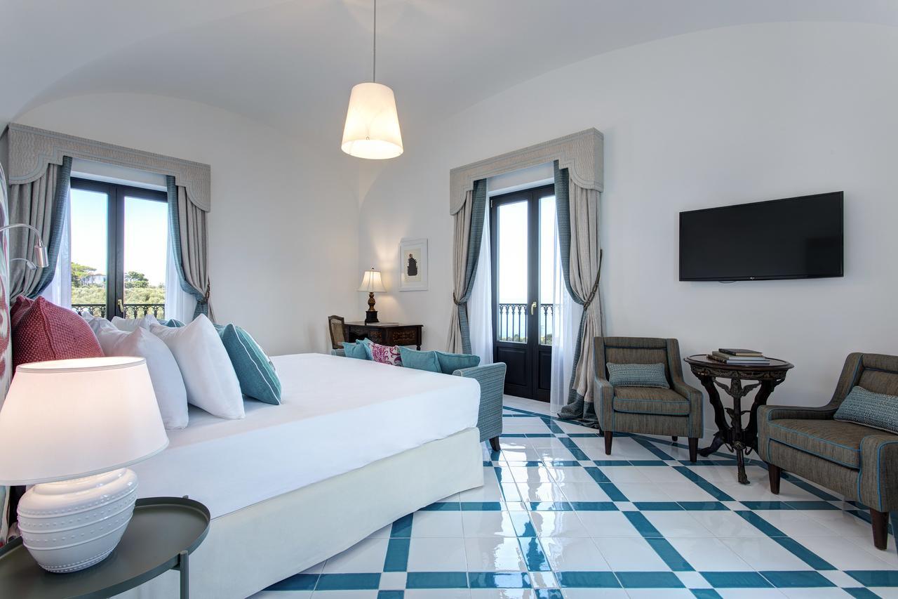 Deluxe Double or Twin Room with Sea View and Terrace