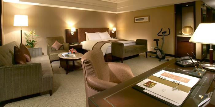 Executive Queen Room