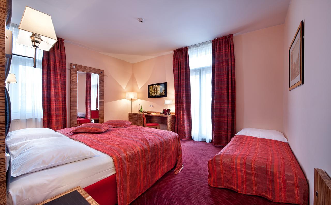 Double Room with Extra Bed