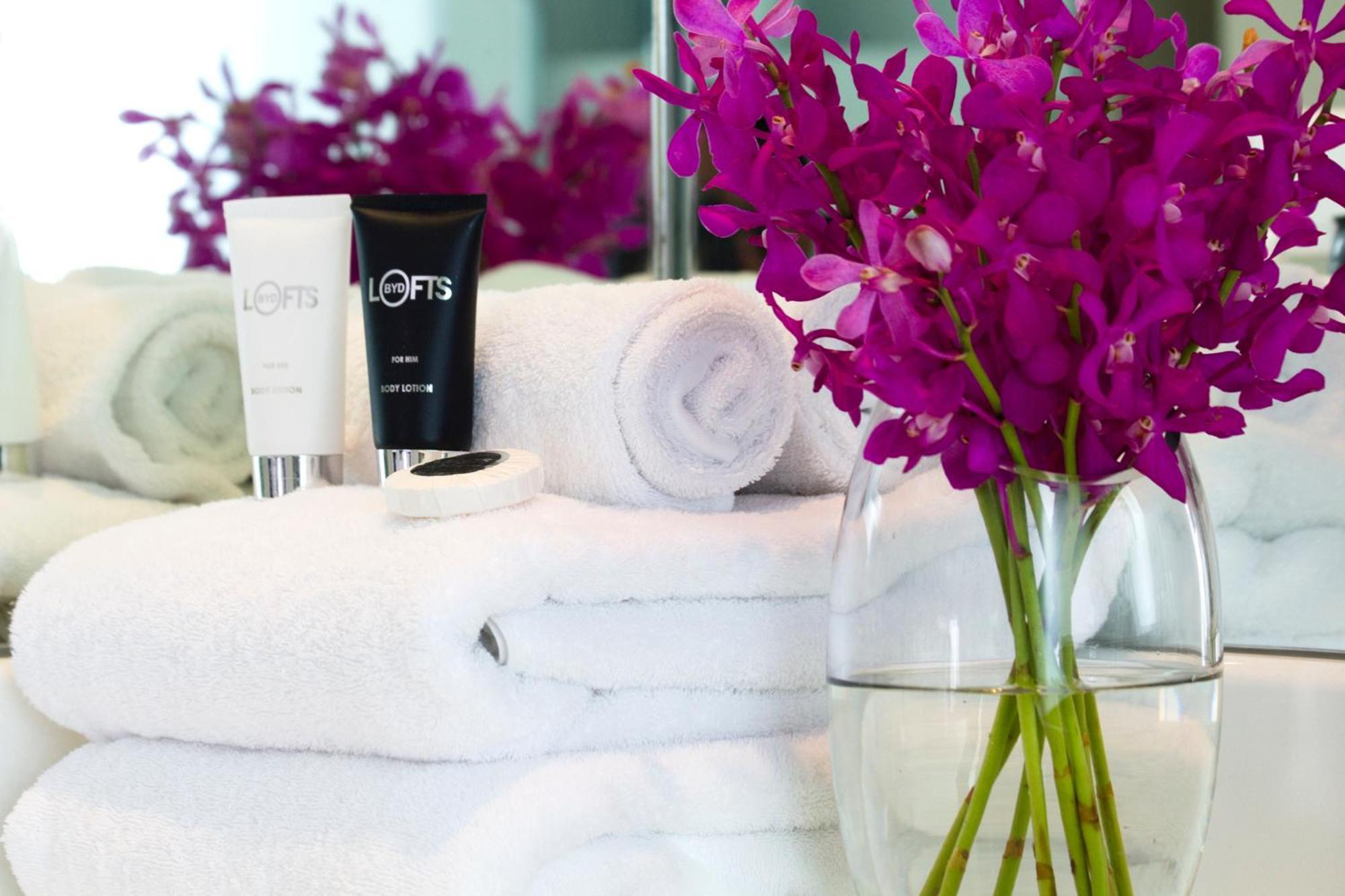 Deluxe Studio,1209209704:JPEG