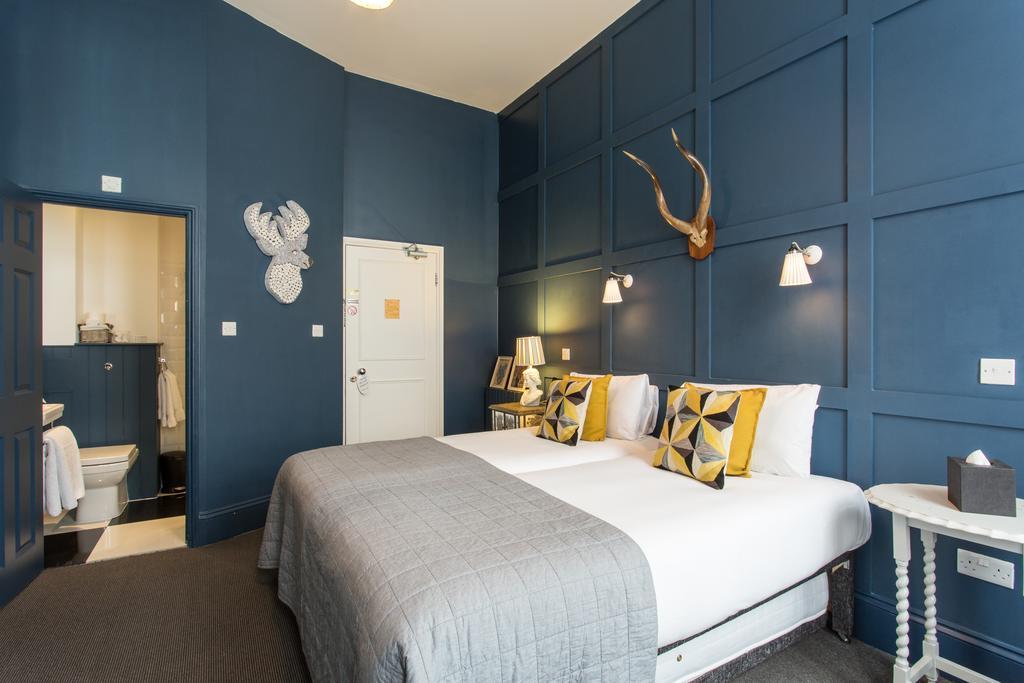 Classy Double or Twin Room,690535995:JPEG