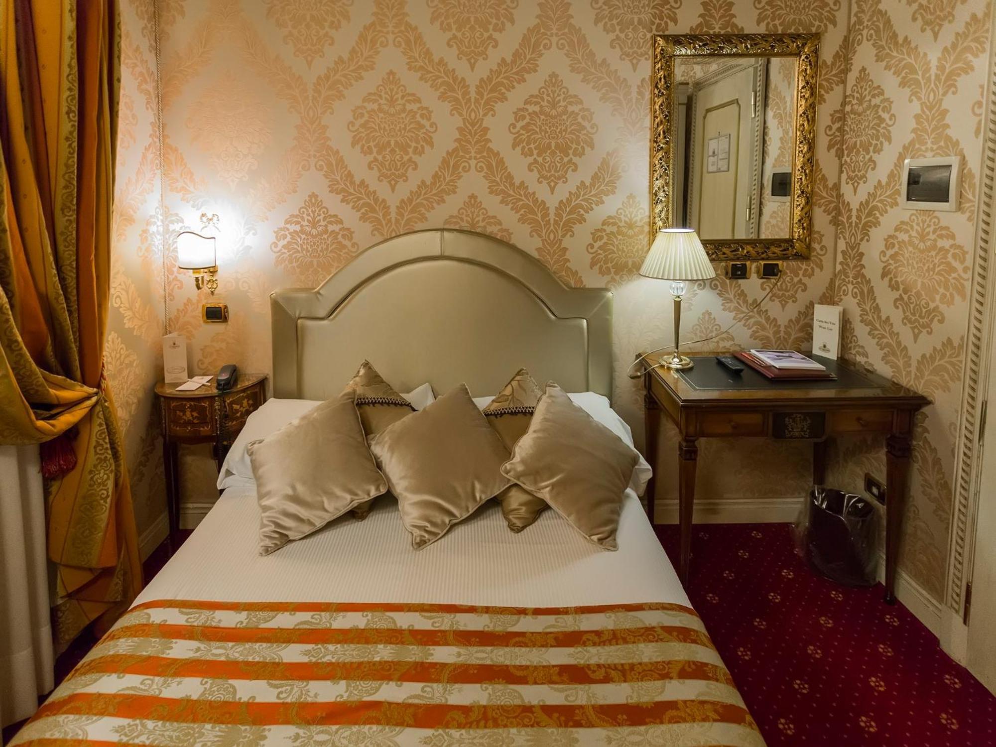 Small Double Room - Annex