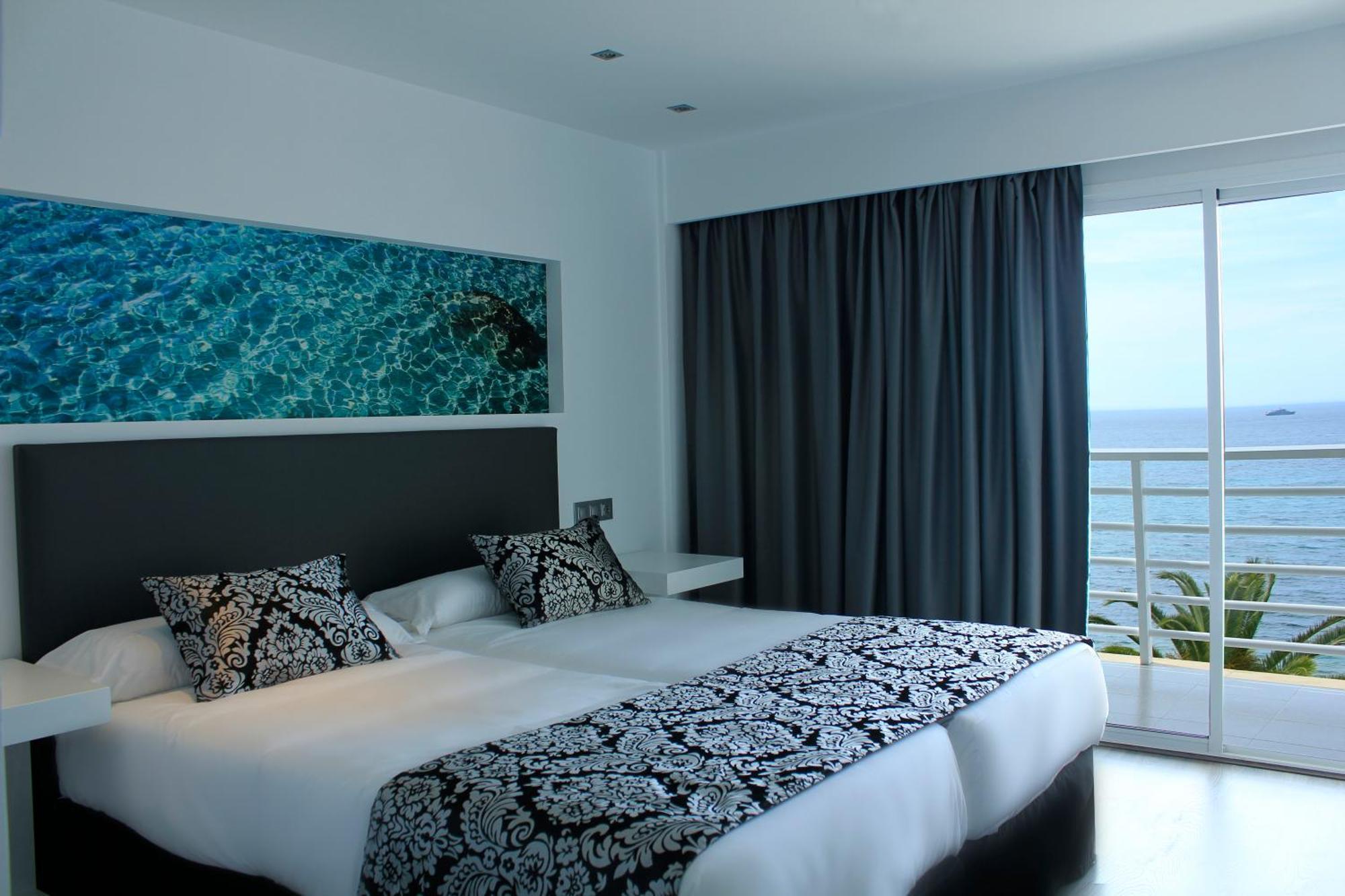 Triple Room Sea View