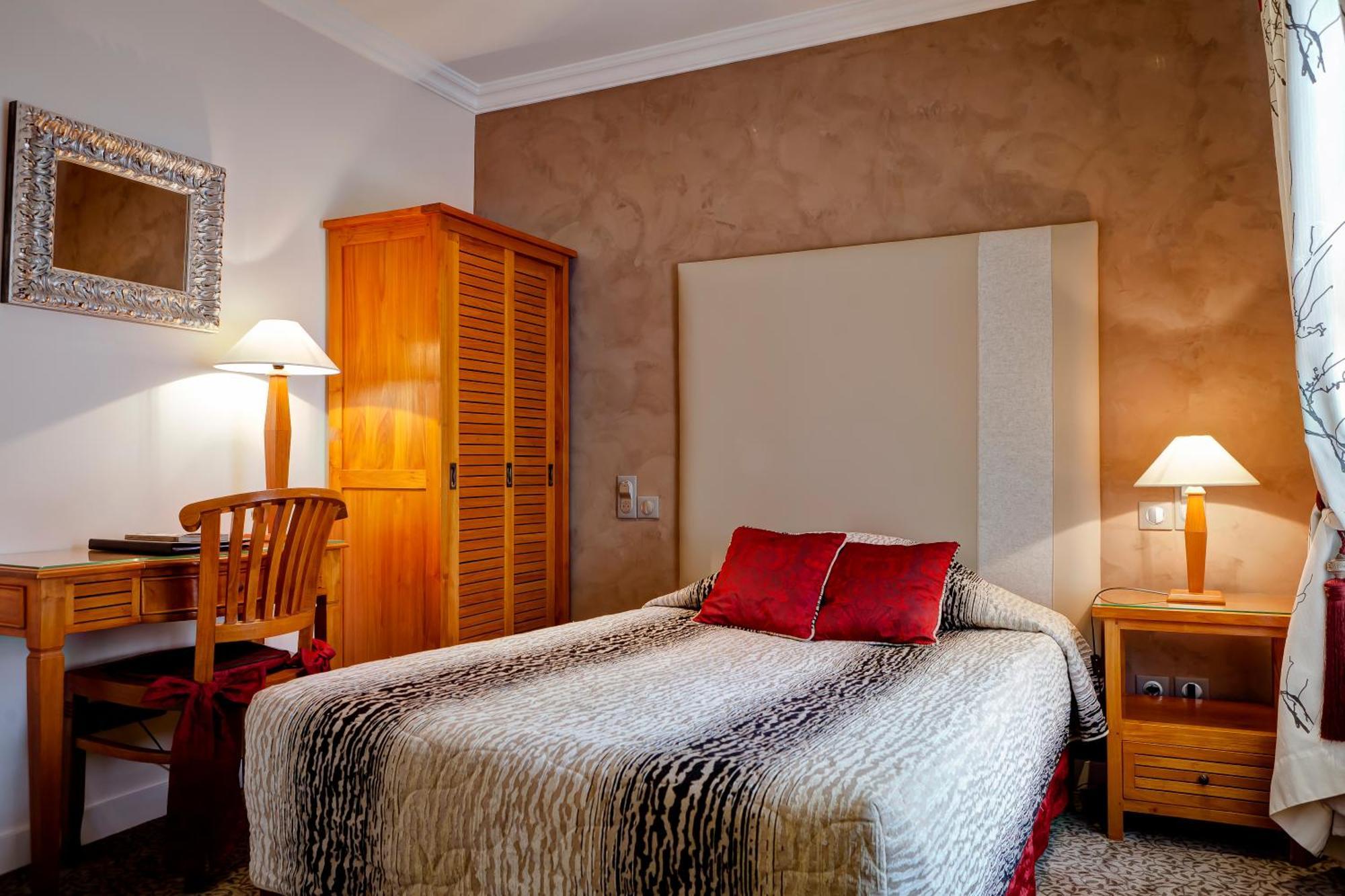 Single Room with Shower