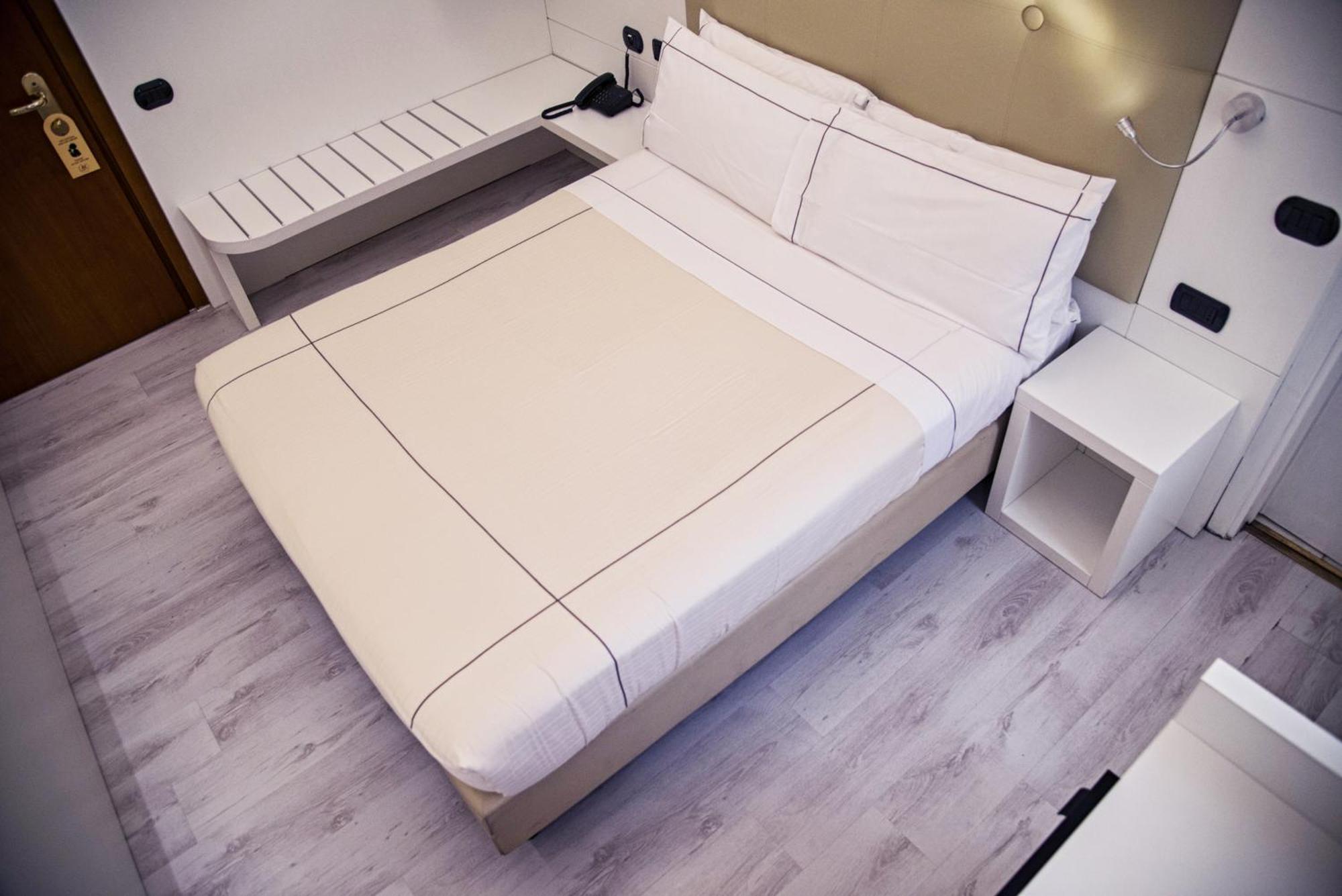 Economy Single Room