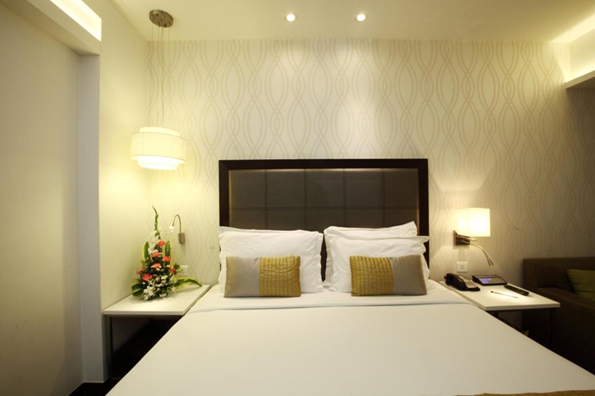 Deluxe Room Twin Bed