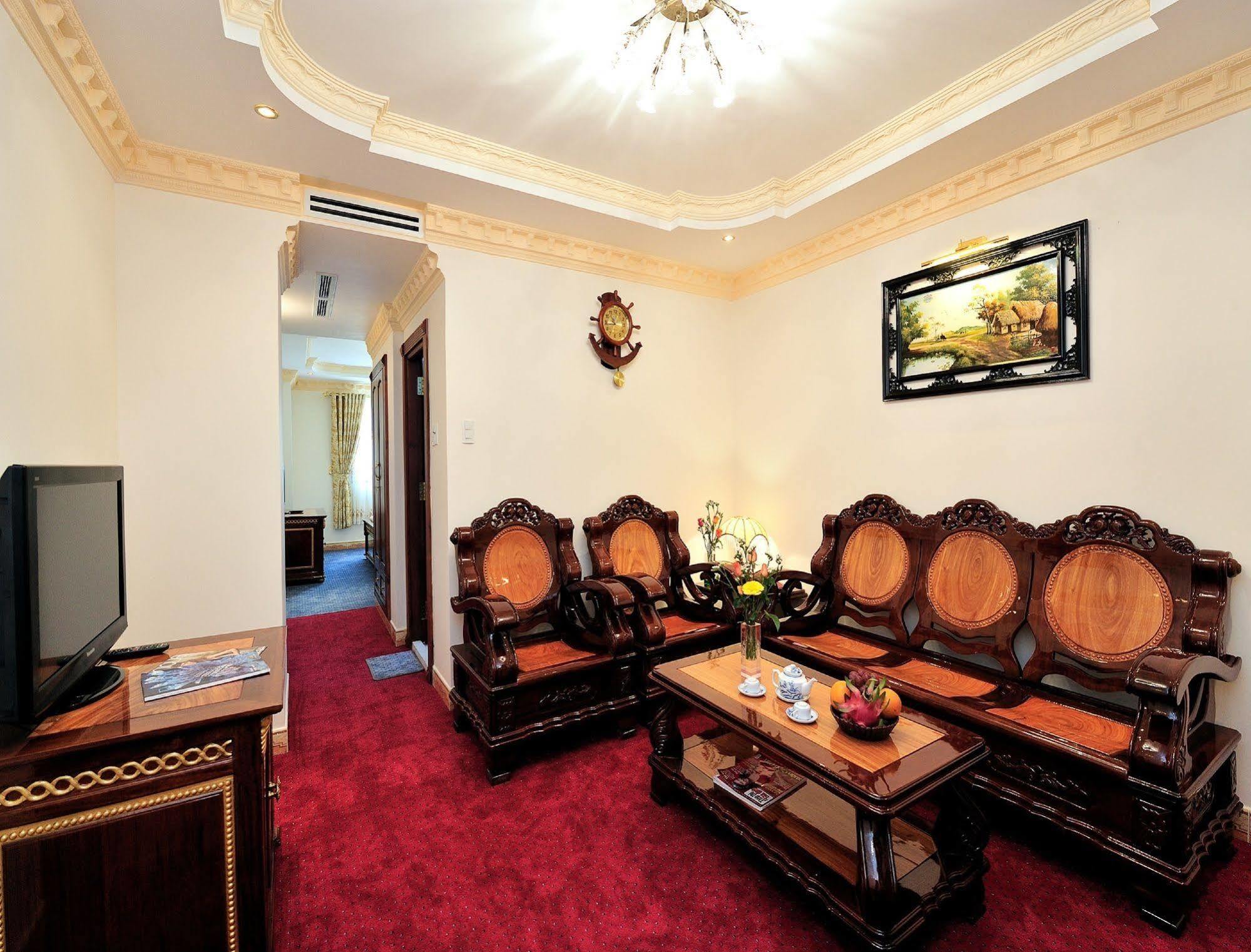 Executive Suite