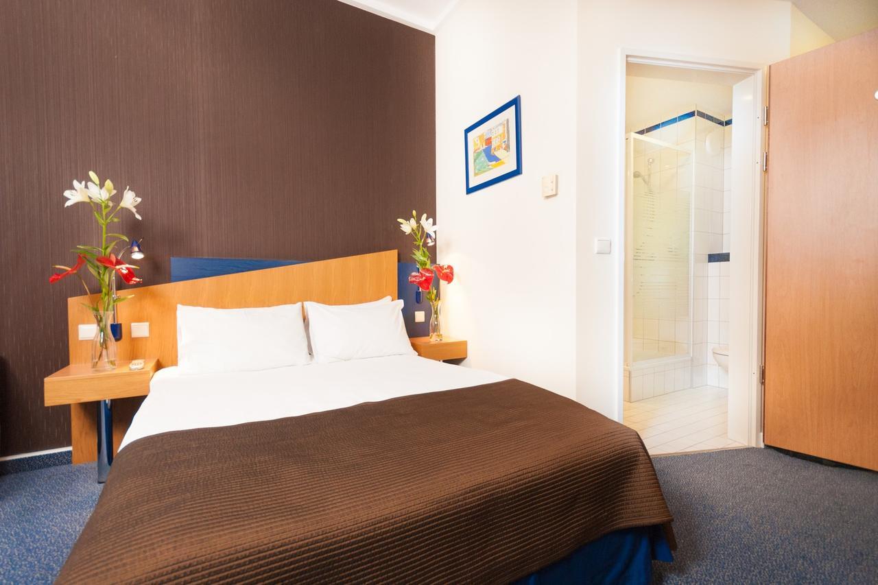Double Room with Extra Bed