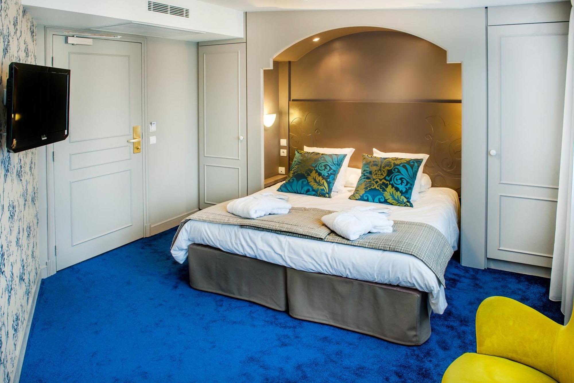 Standard Suite