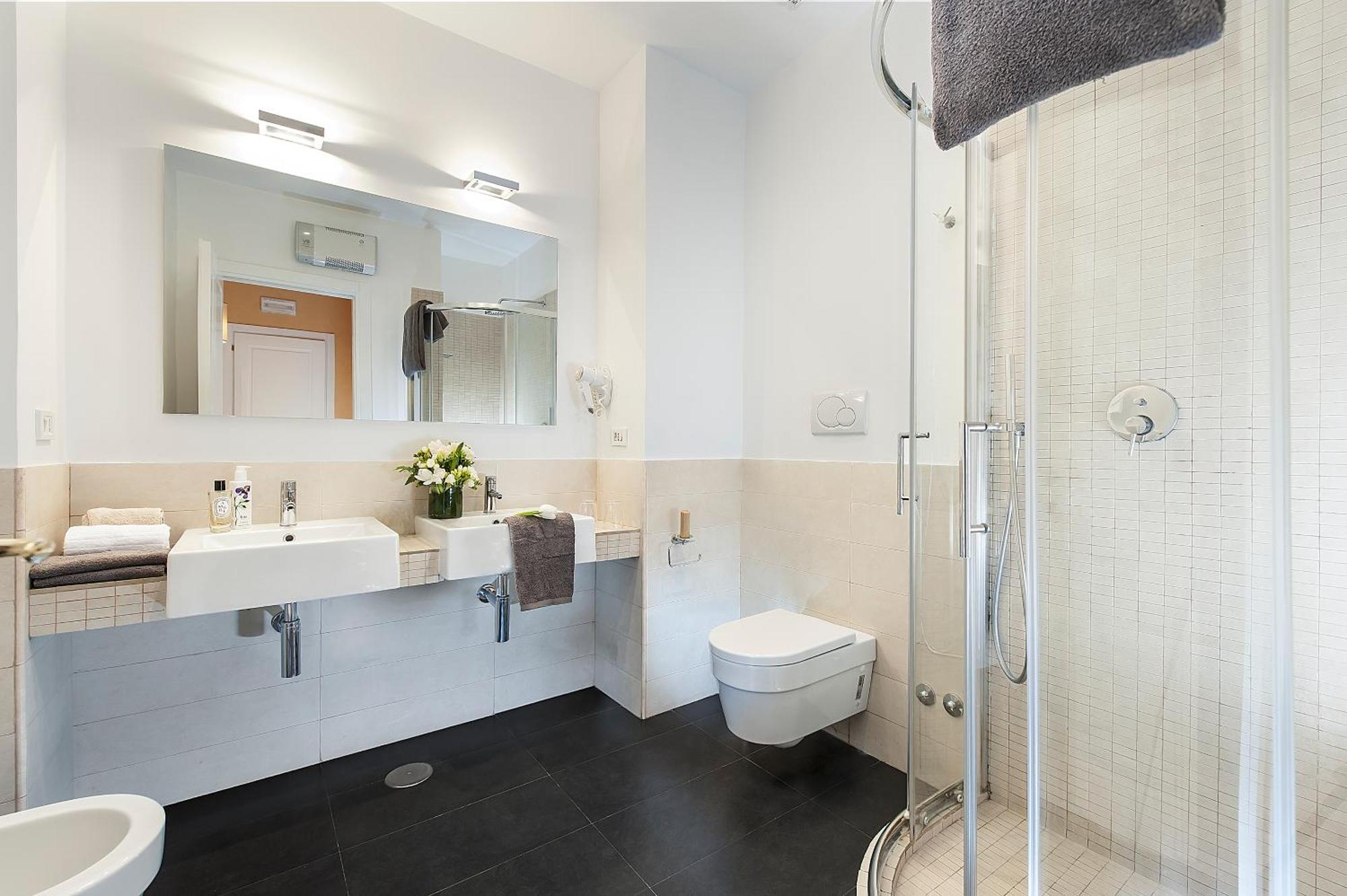 Large Double Room