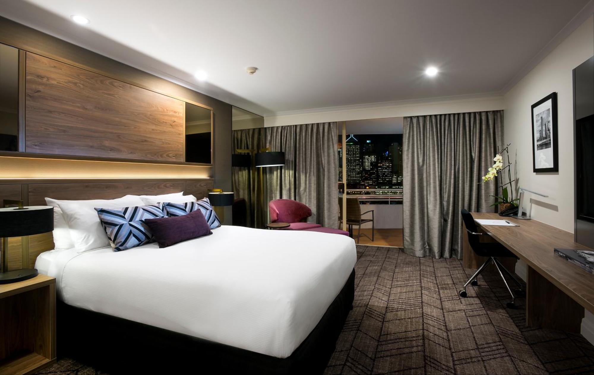 Deluxe Queen Room with River View
