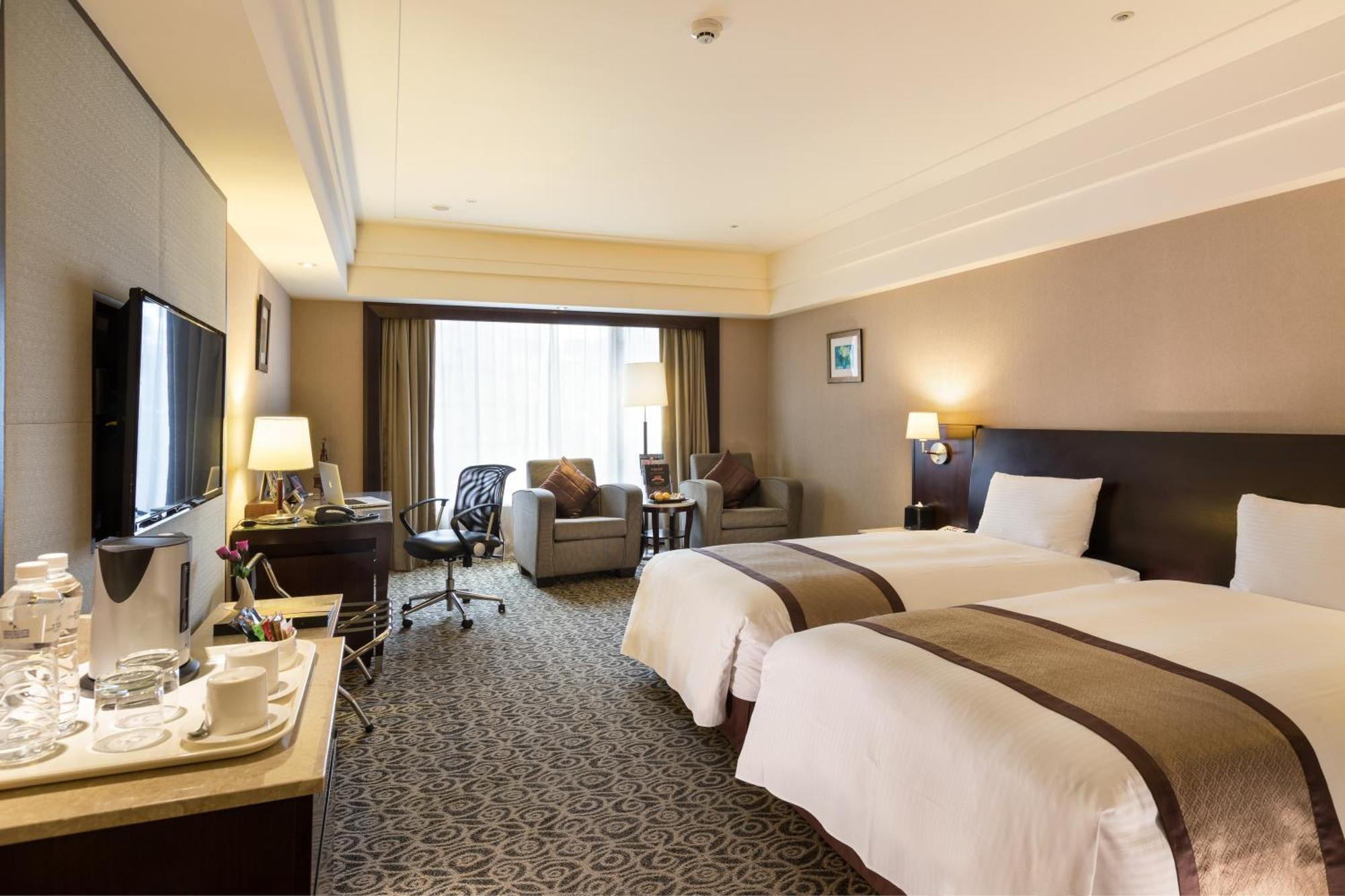 Deluxe Twin Room