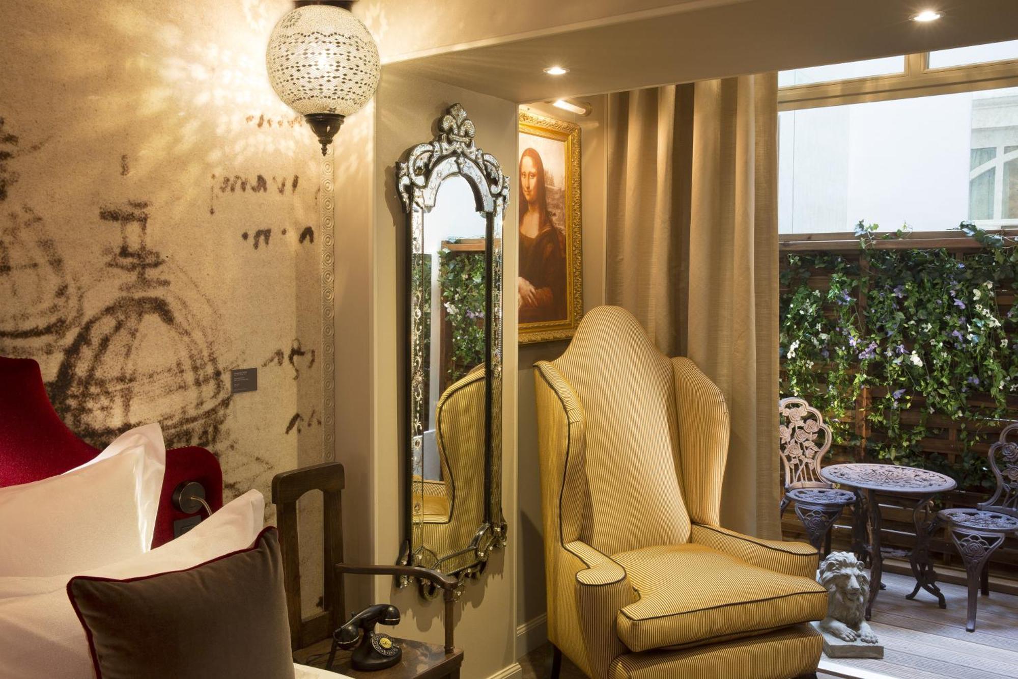 Mona Lisa with Spa Access
