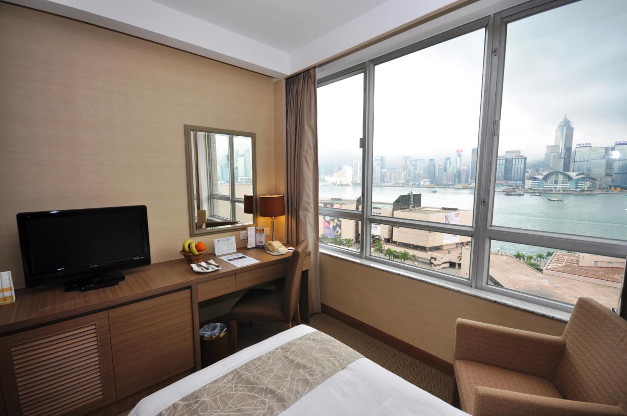 Queen or Twin Room with Harbor View