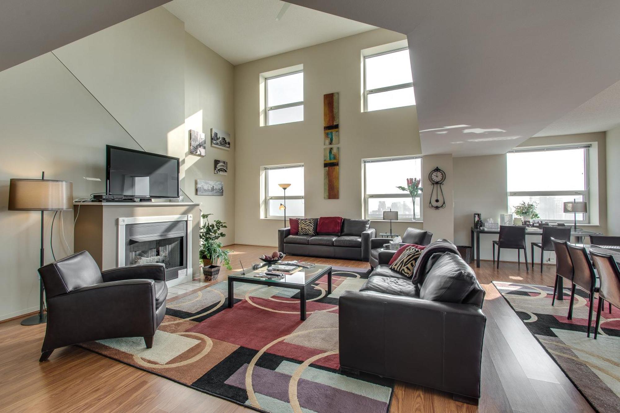Two-Bedroom Deluxe Apartment