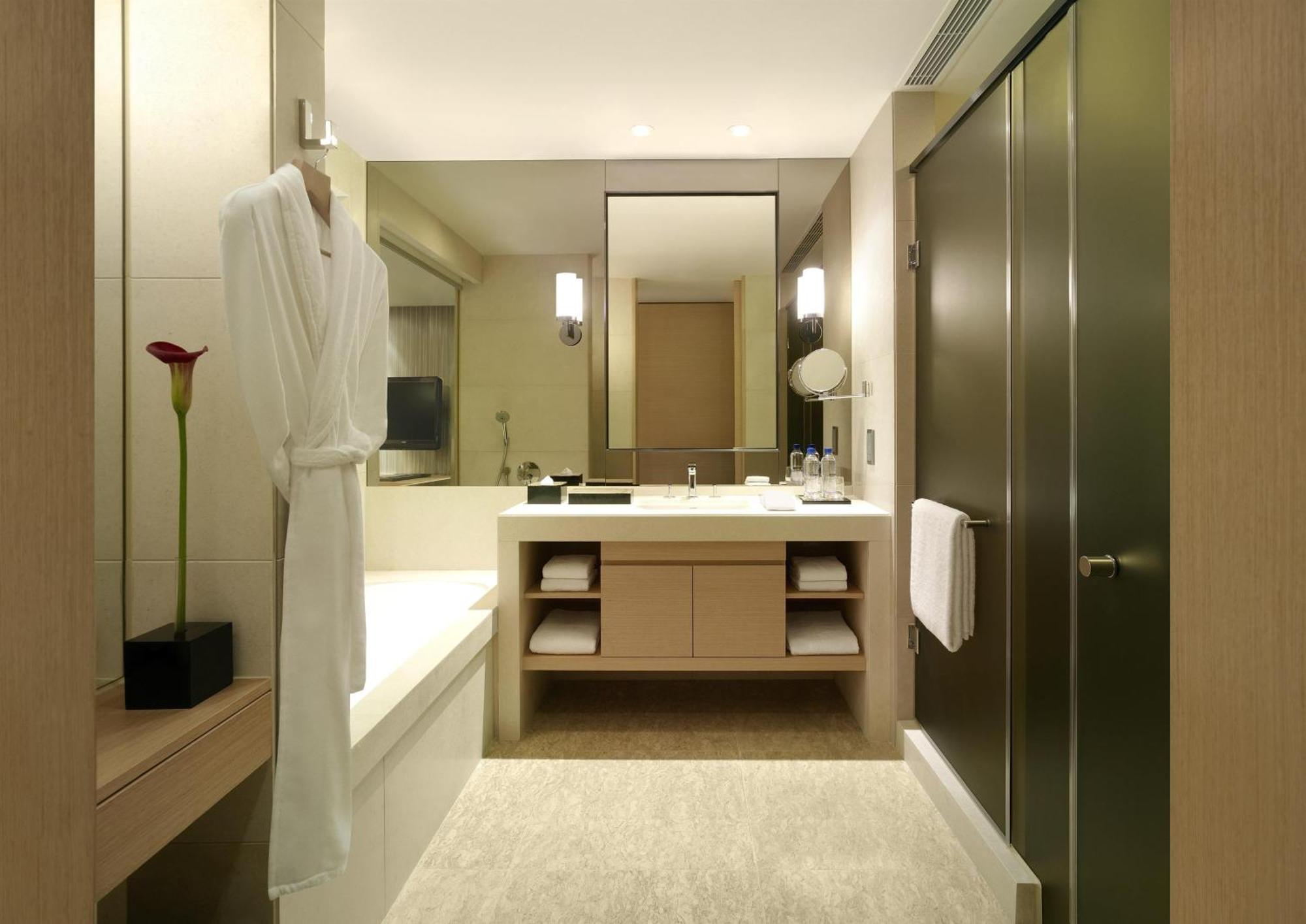 King Room - Club Access