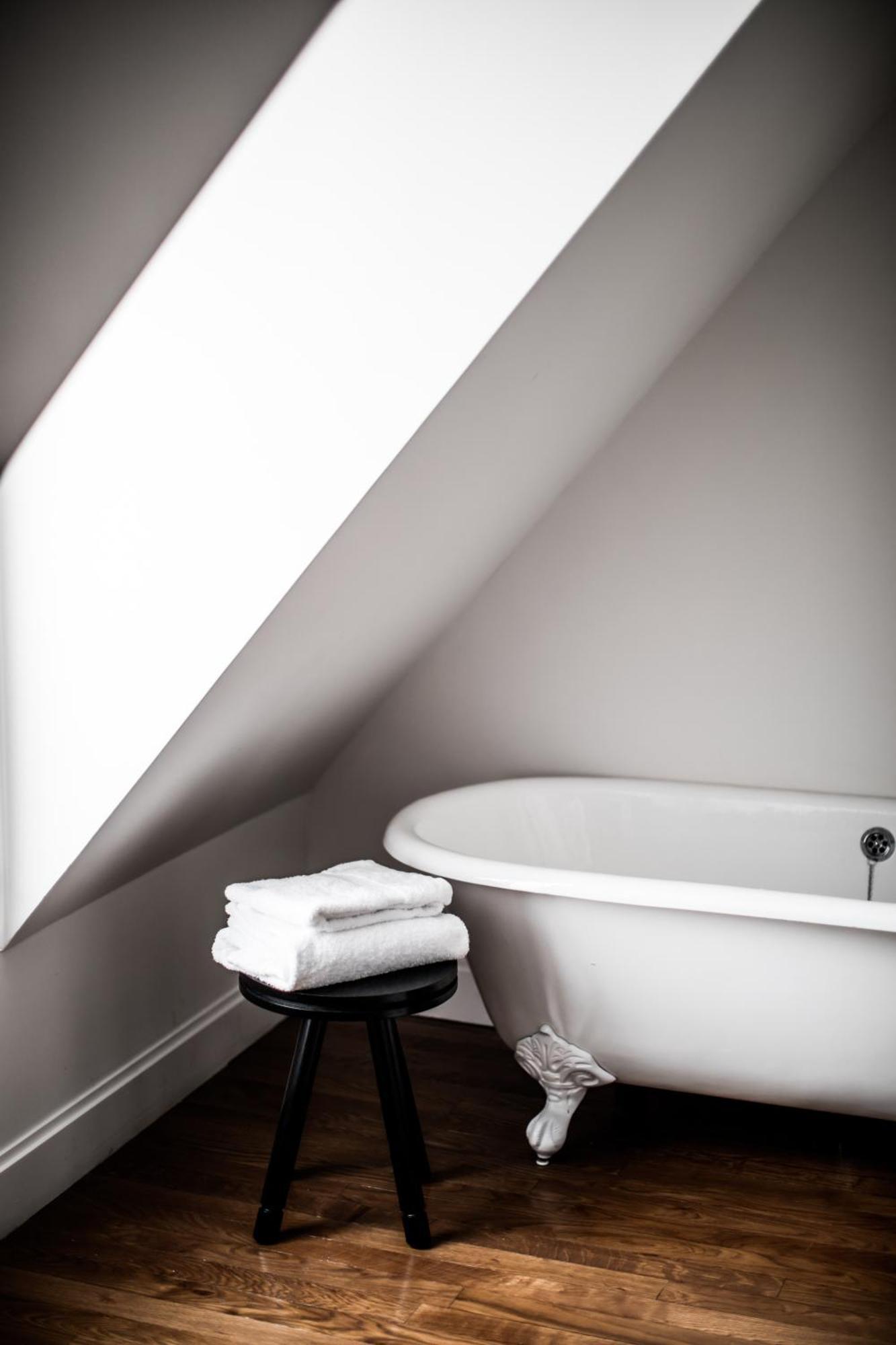 Privilege Room "Pigalle 21"