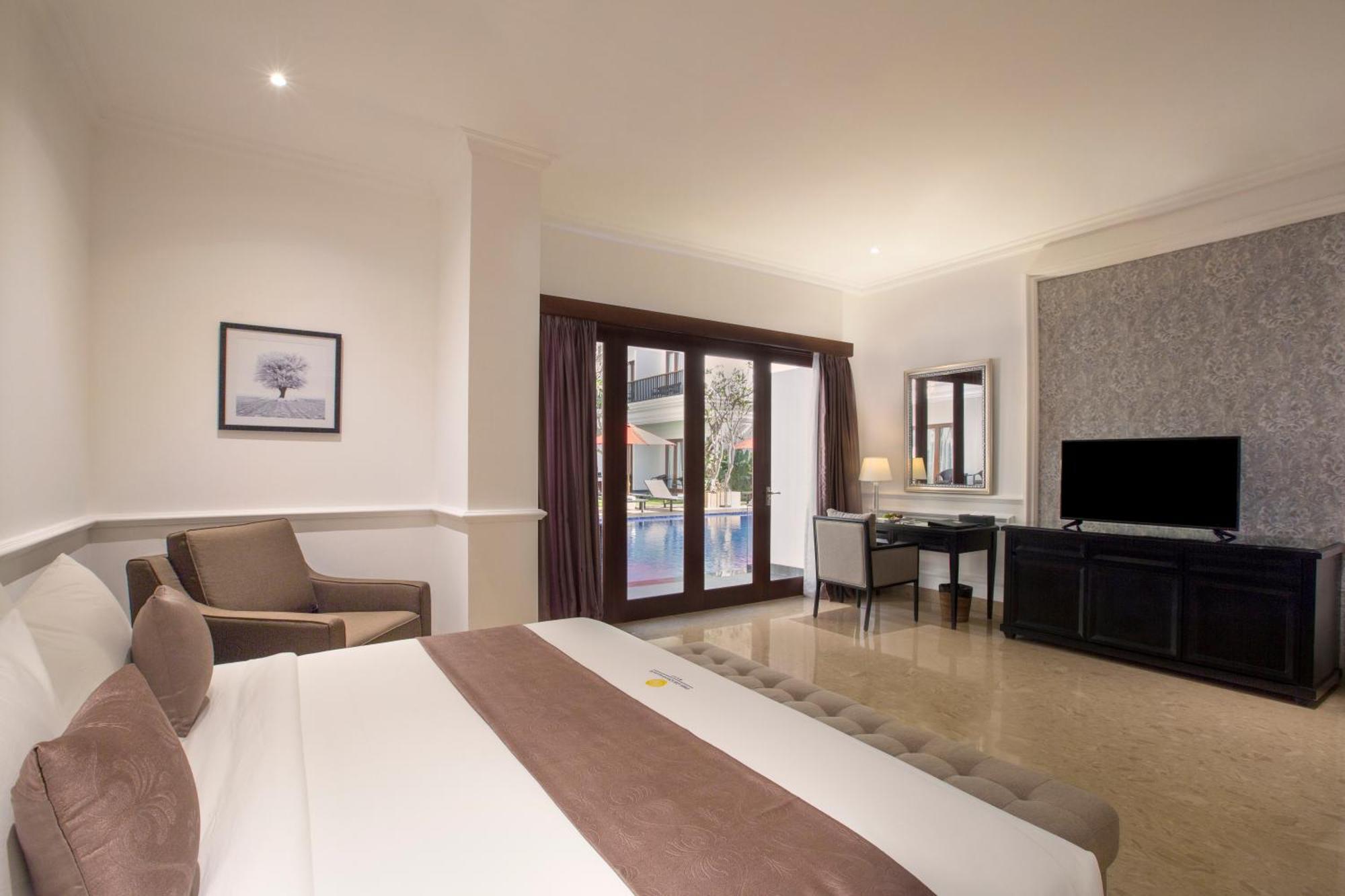 Executive Room with Pool Access