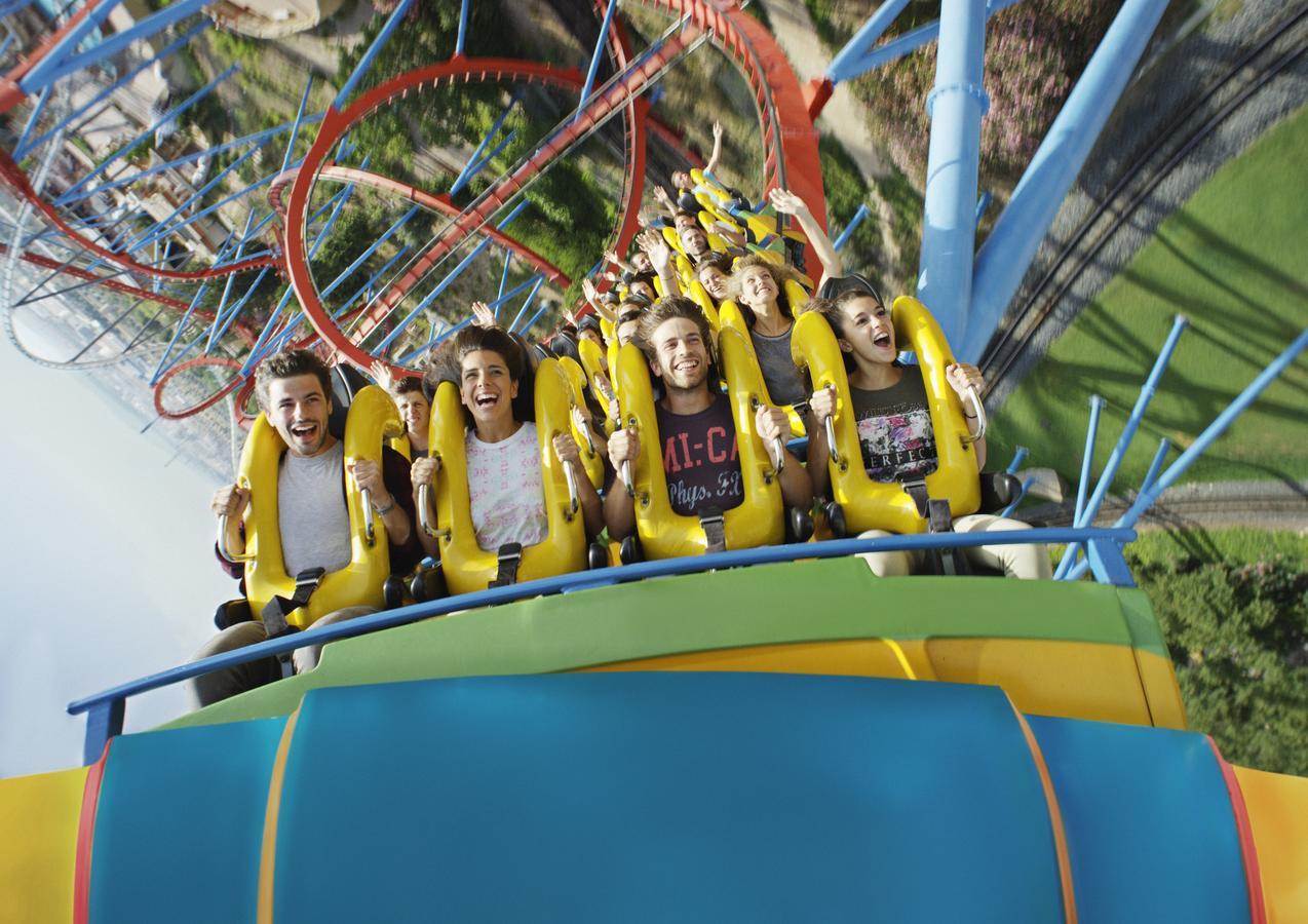 Standard Room with Access to PortAventura Park (2 Adults + 1 Child) +  1 ticket to Ferrari Land