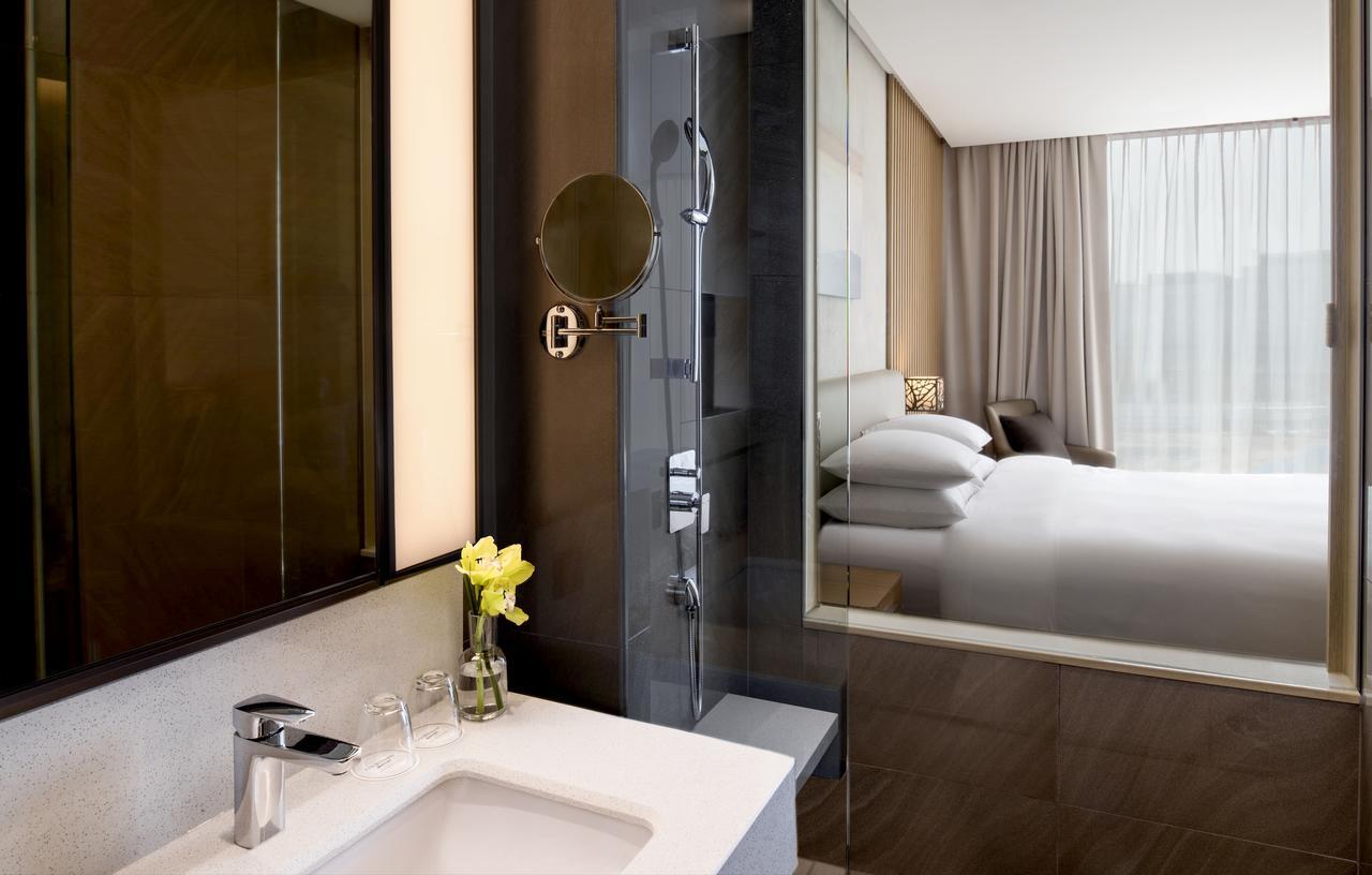 Park View Room, Guest room, 1 King,720834685:JPEG