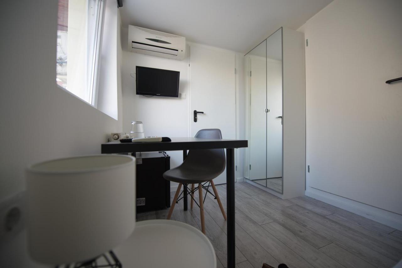 Compact Single Room