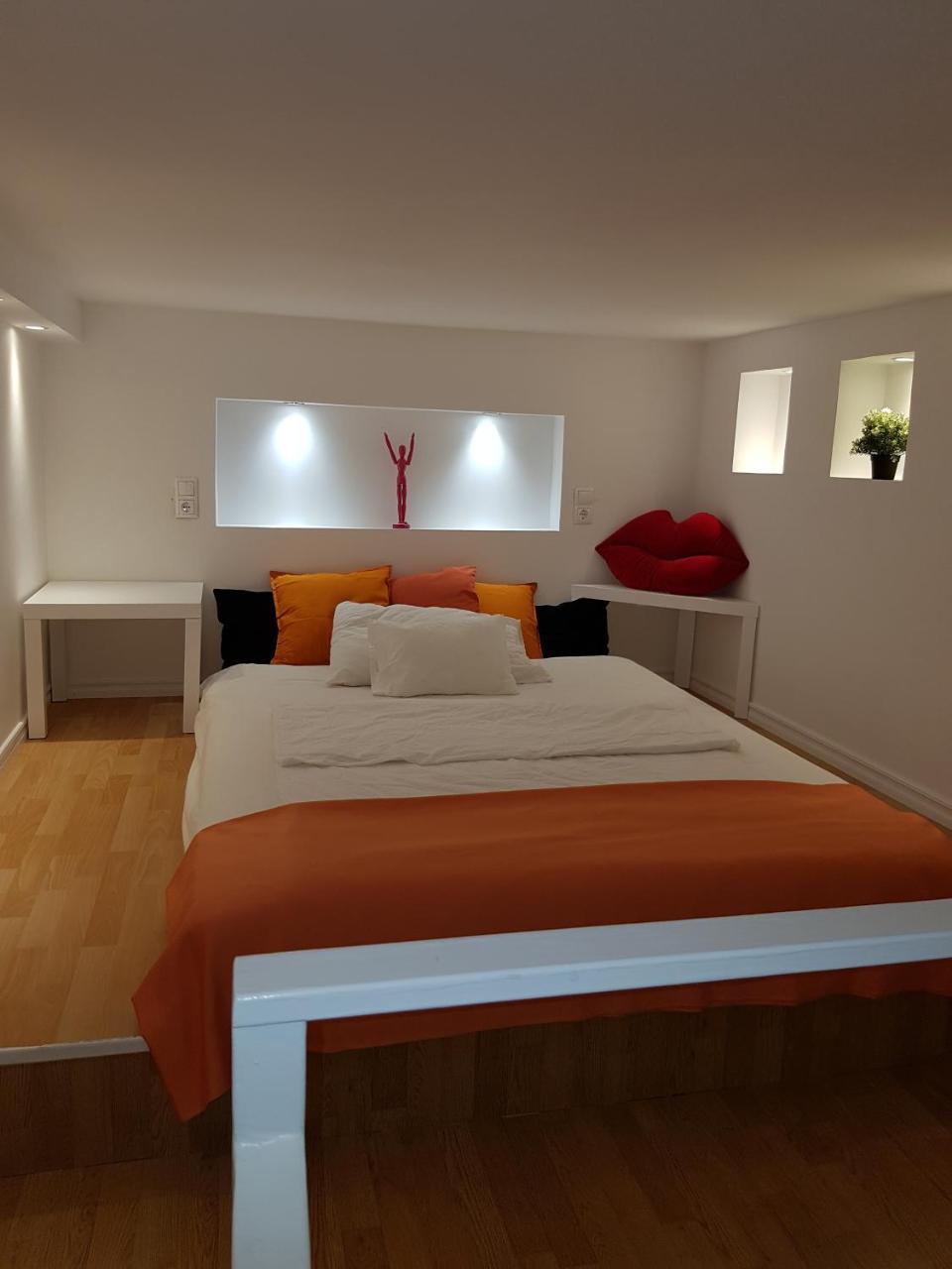 Studio - Split Level