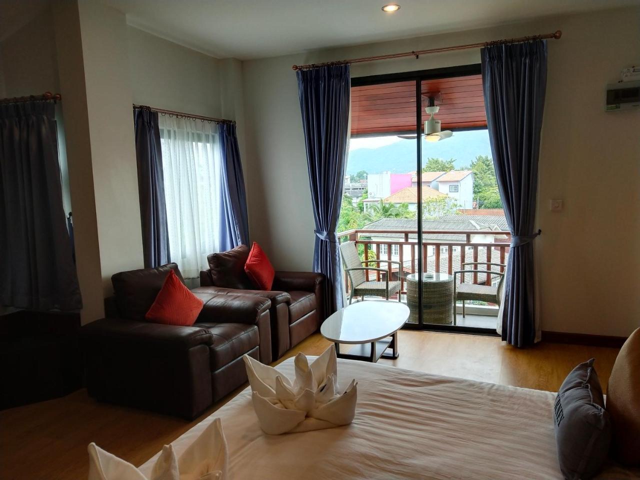 Family Room with Mountain View