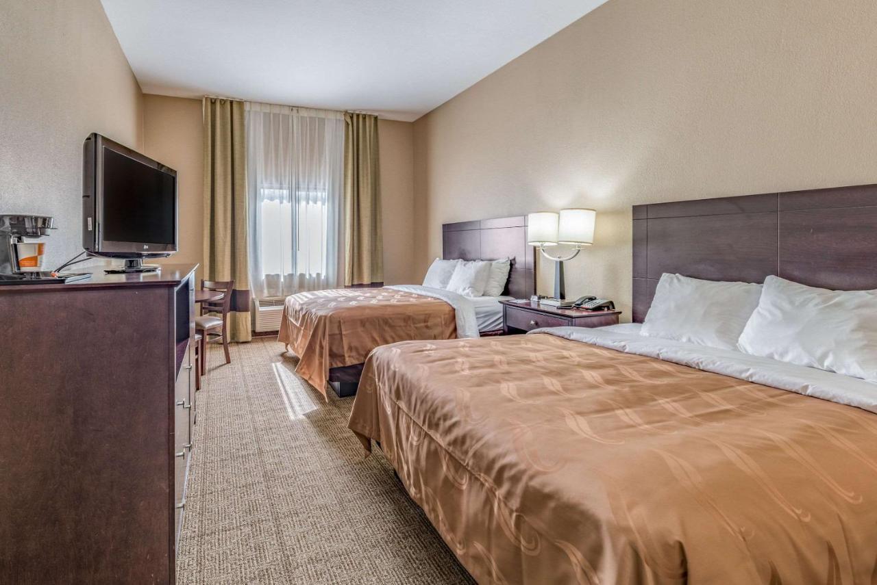 Queen Room with Two Queen Beds - Non-Smoking