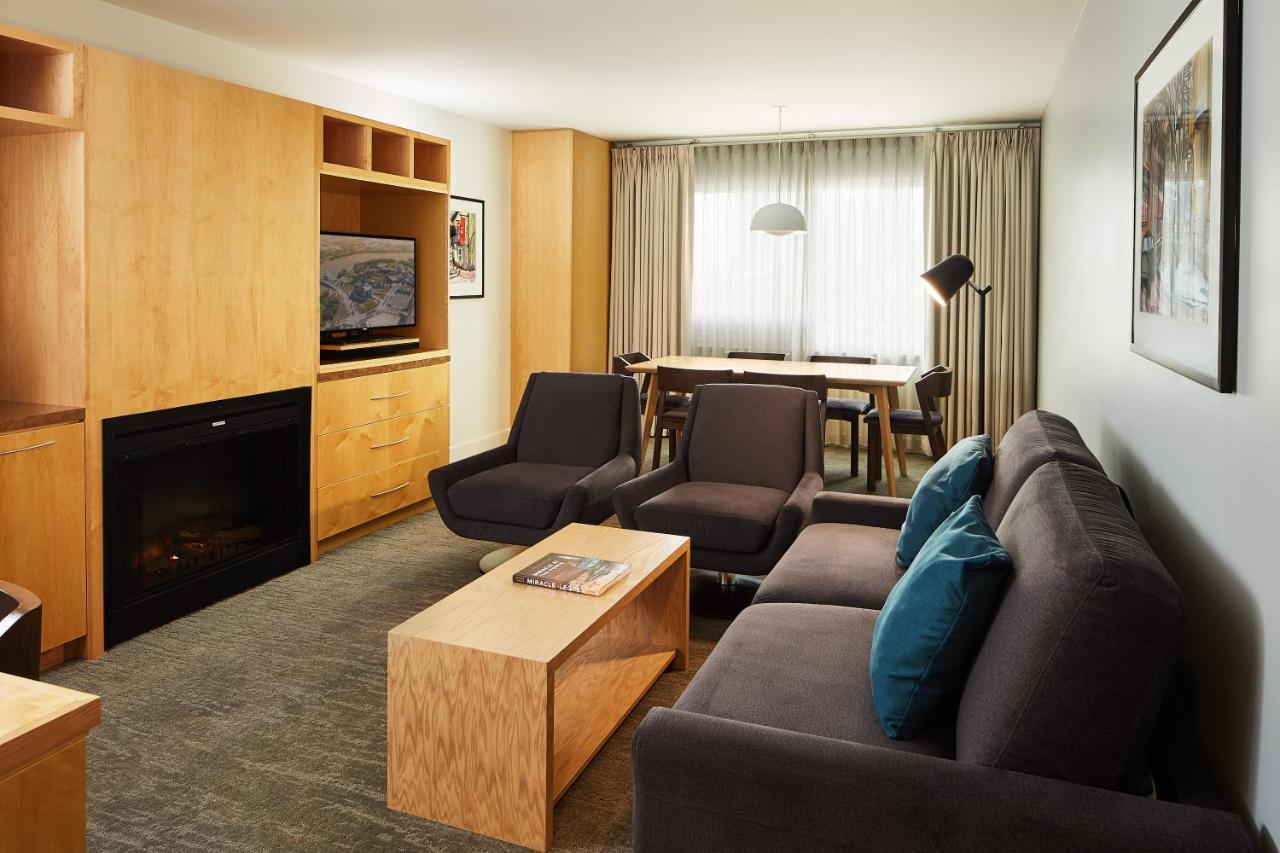 One-Bedroom Suite