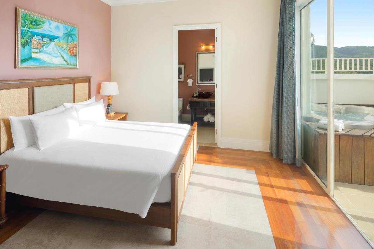 3 Bedroom Grande Luxe Penthouse Suite