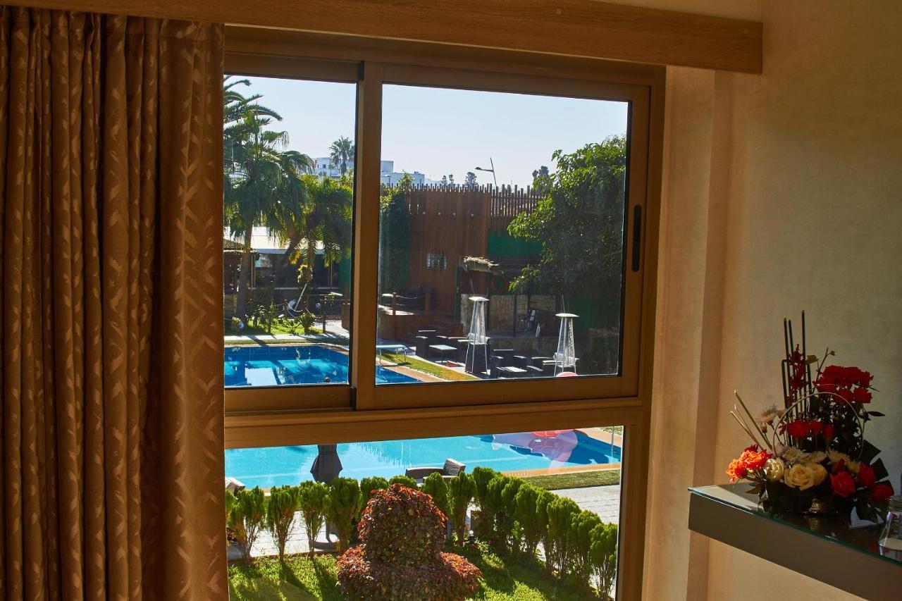 Double Room with Pool View