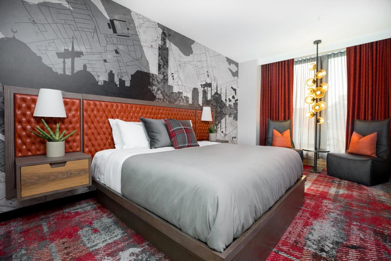 King Room