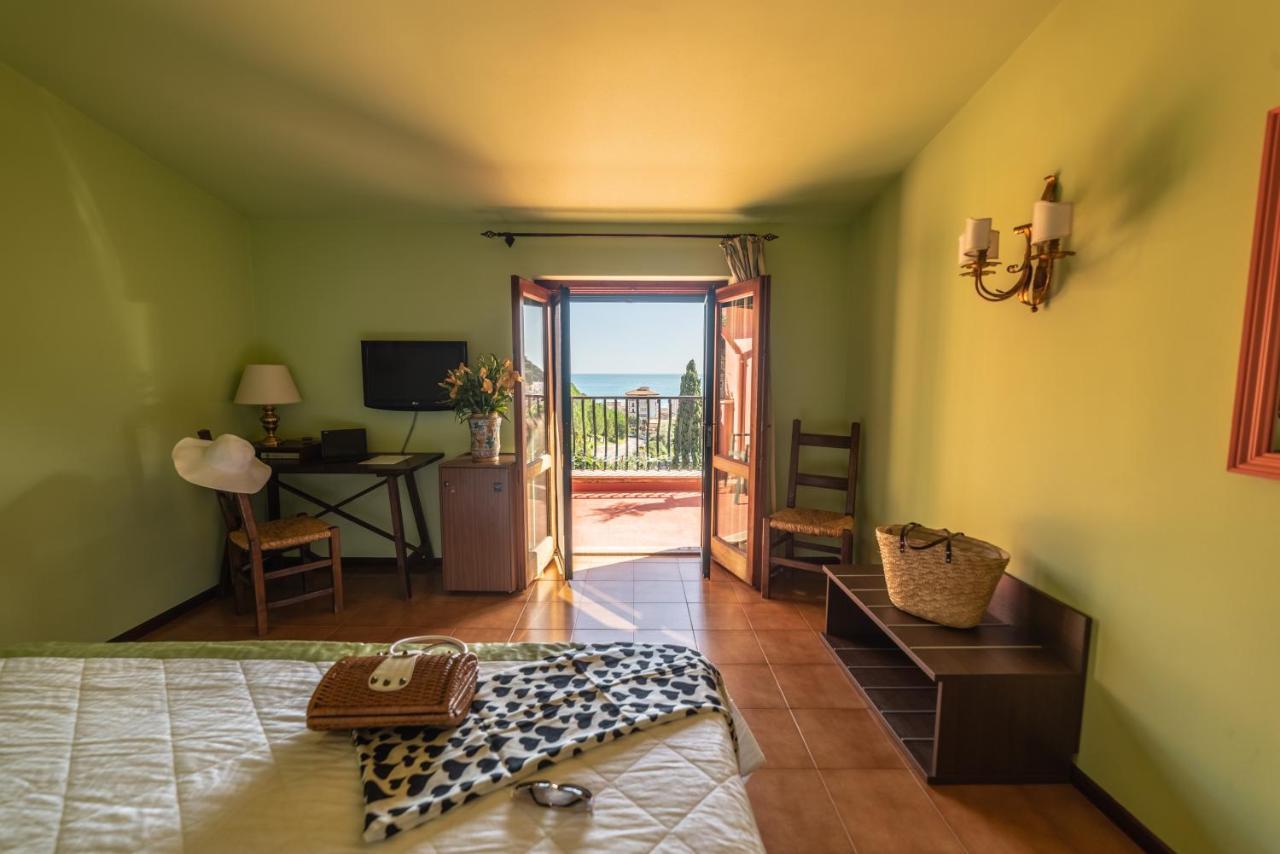Superior Double or Twin Room with Sea View