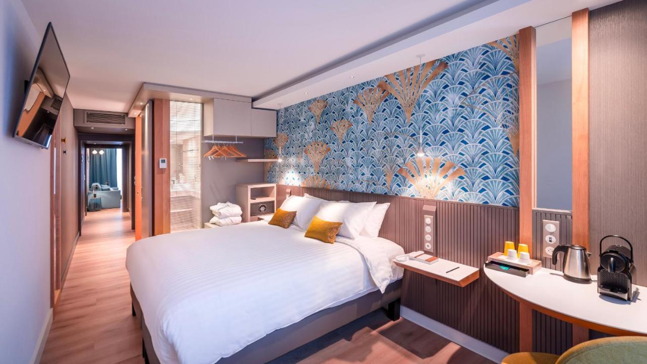 King Suite with Sofa Bed