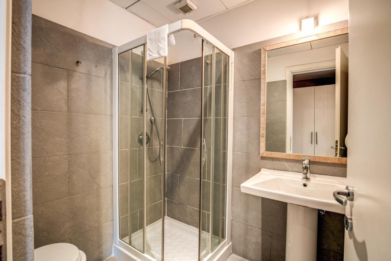 Superior Double or Twin Room with Terrace