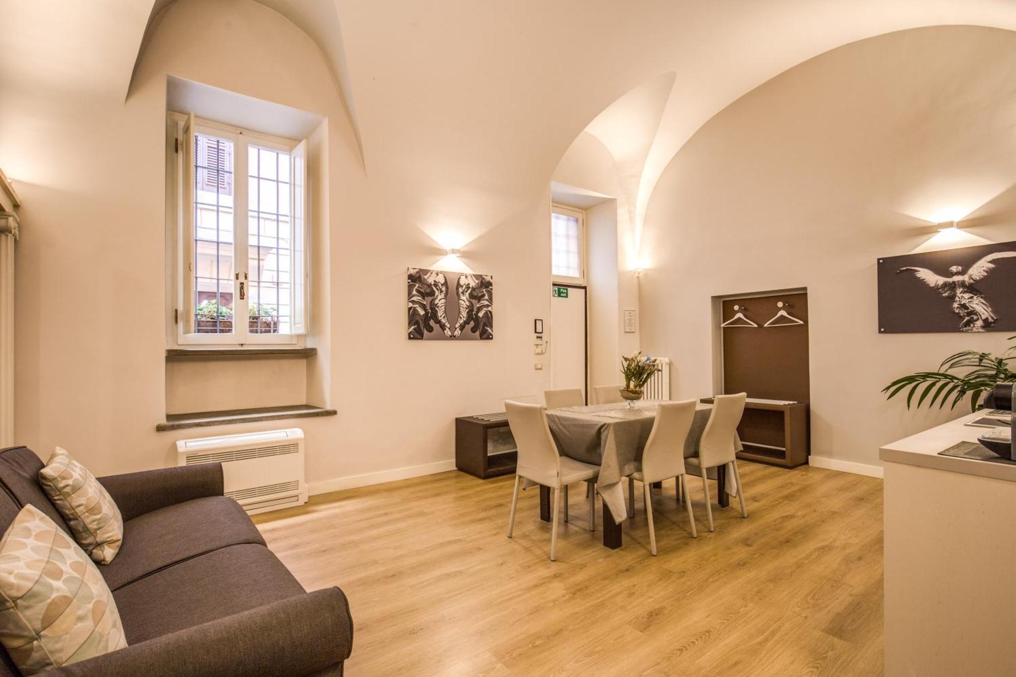 Luxury Two-Bedroom Apartment,343035514:JPEG