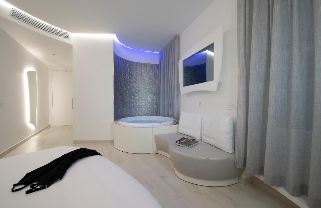 Deluxe Double Room with Bath
