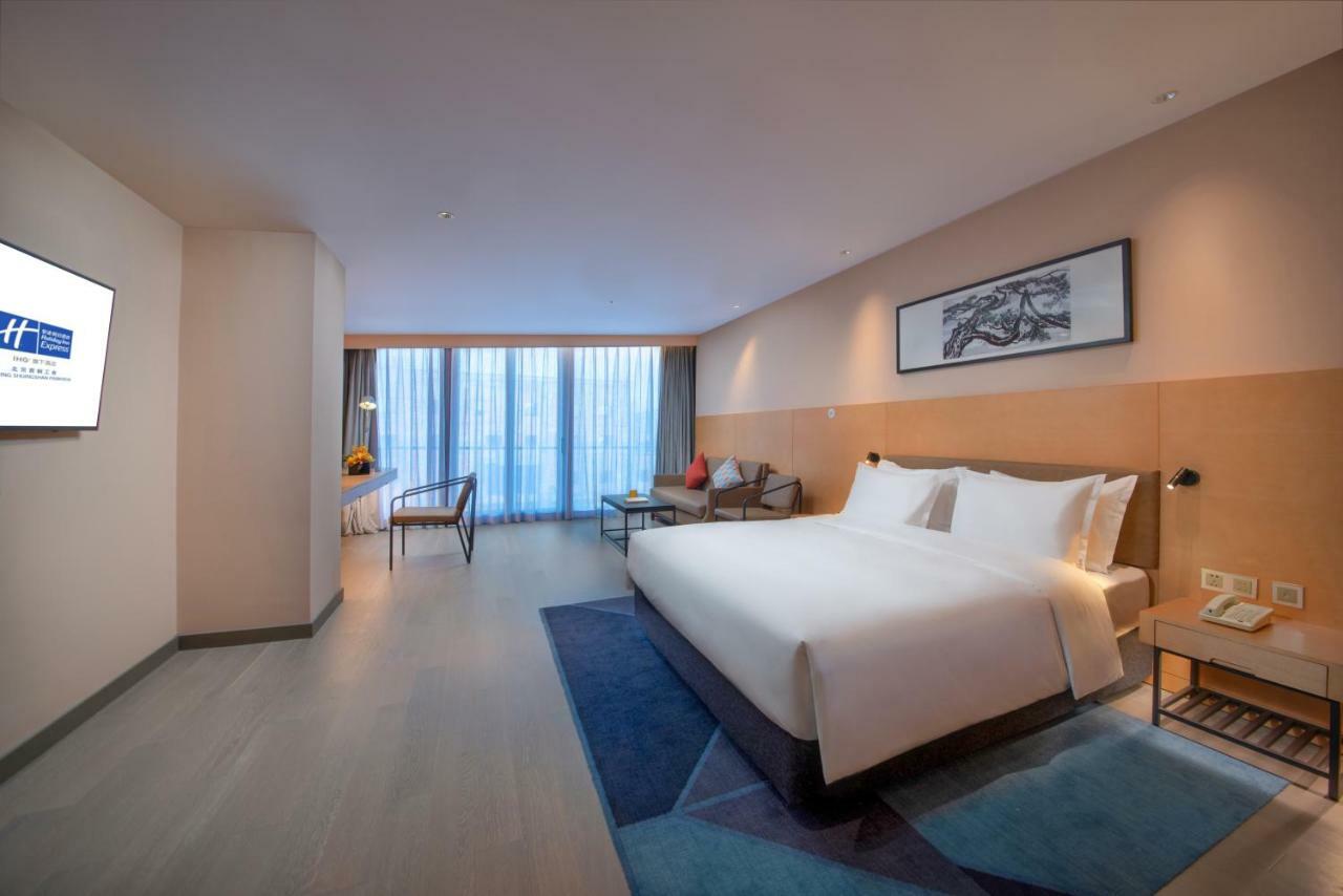 Standard Room with Extra Floor Space