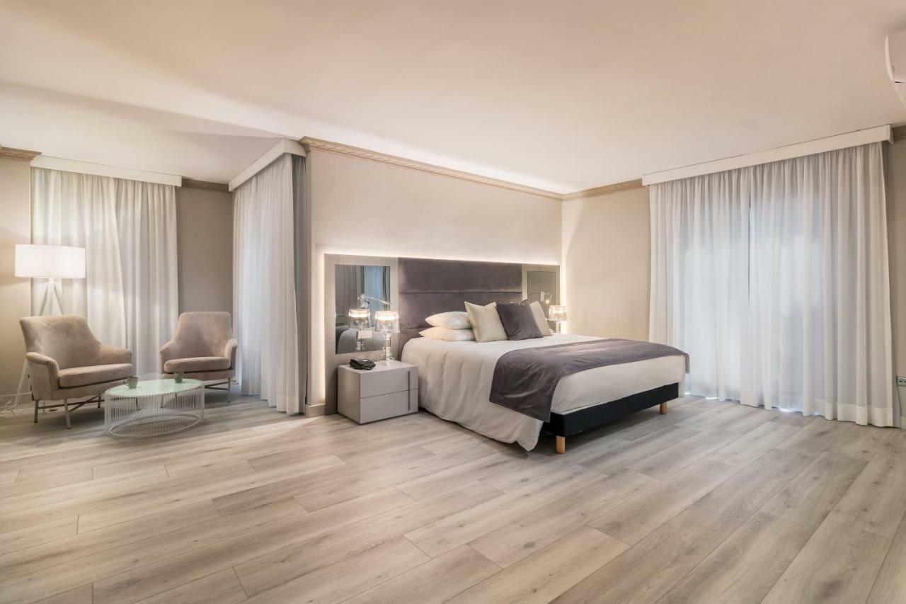Suite with Sea View