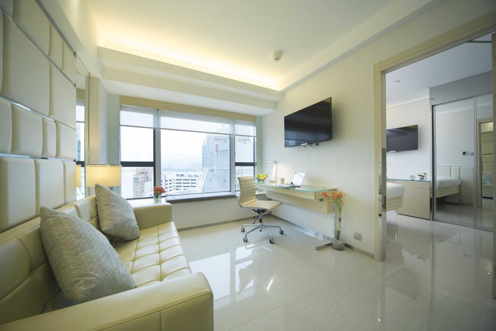 iSuite King Room