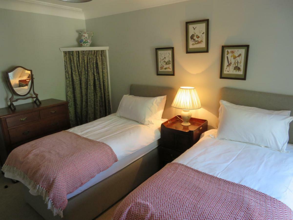 Twin Room with Private Bathroom